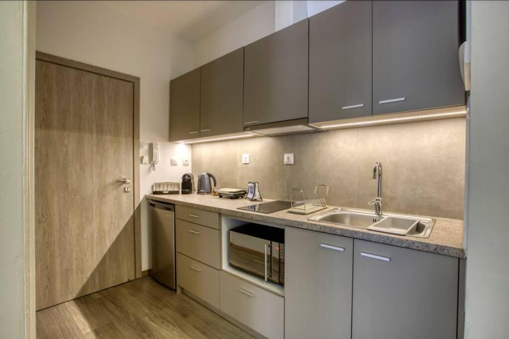شقة Plaka Filotheis House B أثينا المظهر الخارجي الصورة